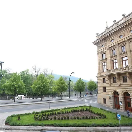 Apartment At National Theatre Prag
